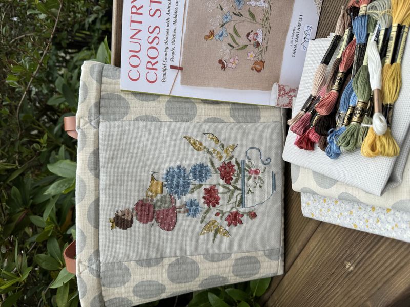 Sommerveske med korsstingsbroderi